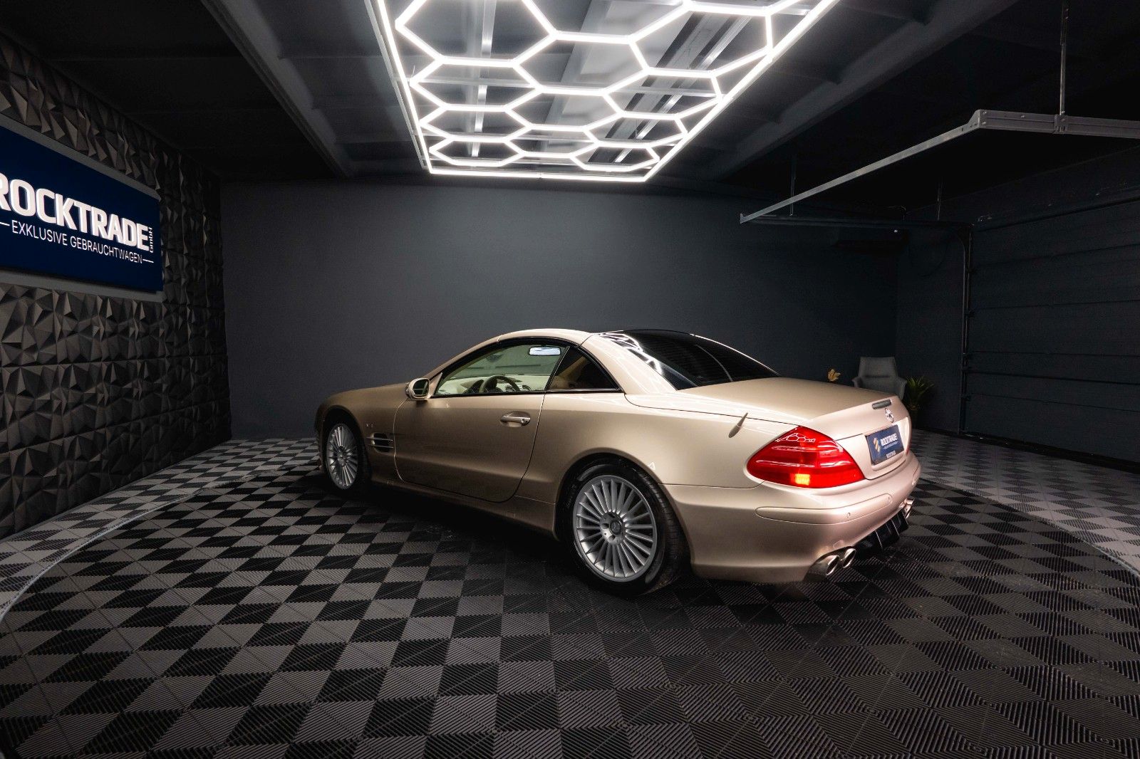 Fahrzeugabbildung Mercedes-Benz SL 500 V8 AMG *Unfallfrei*TÜV NEU*Scheckheft*ABC