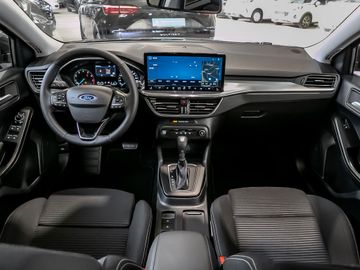 Ford Focus 1.0 Titanium Navi Stauassistent Kamera