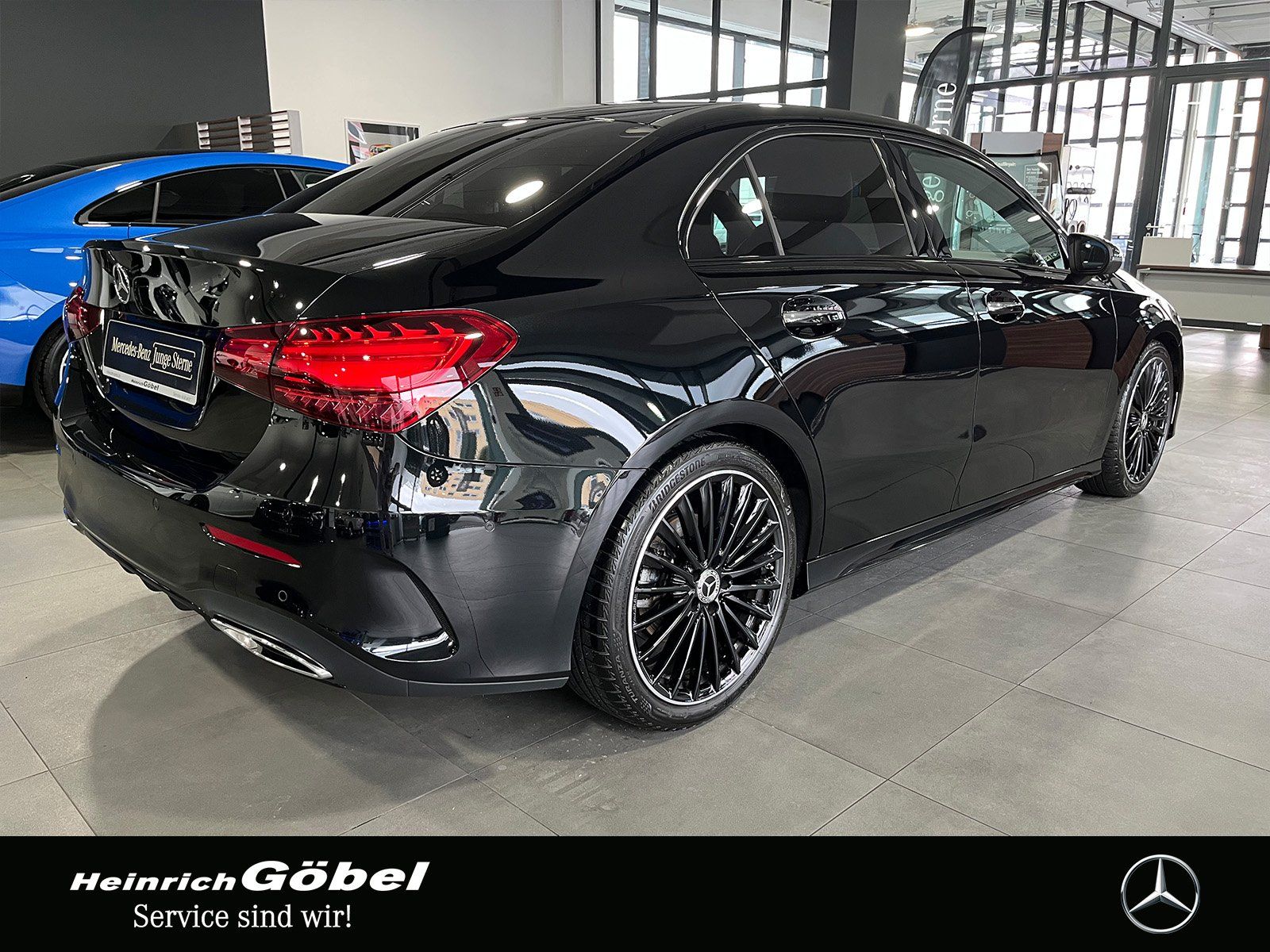 Fahrzeugabbildung Mercedes-Benz A 220 d Lim. AMG+NIGHT+AMBIENTE+KAMERA+LENKRADHZ