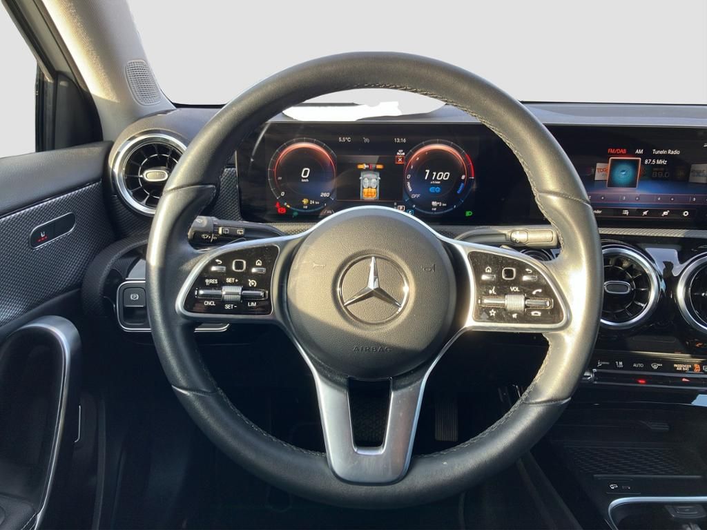 Fahrzeugabbildung Mercedes-Benz A 250 e Kompaktlimousine Night Paket*Kamera*LED