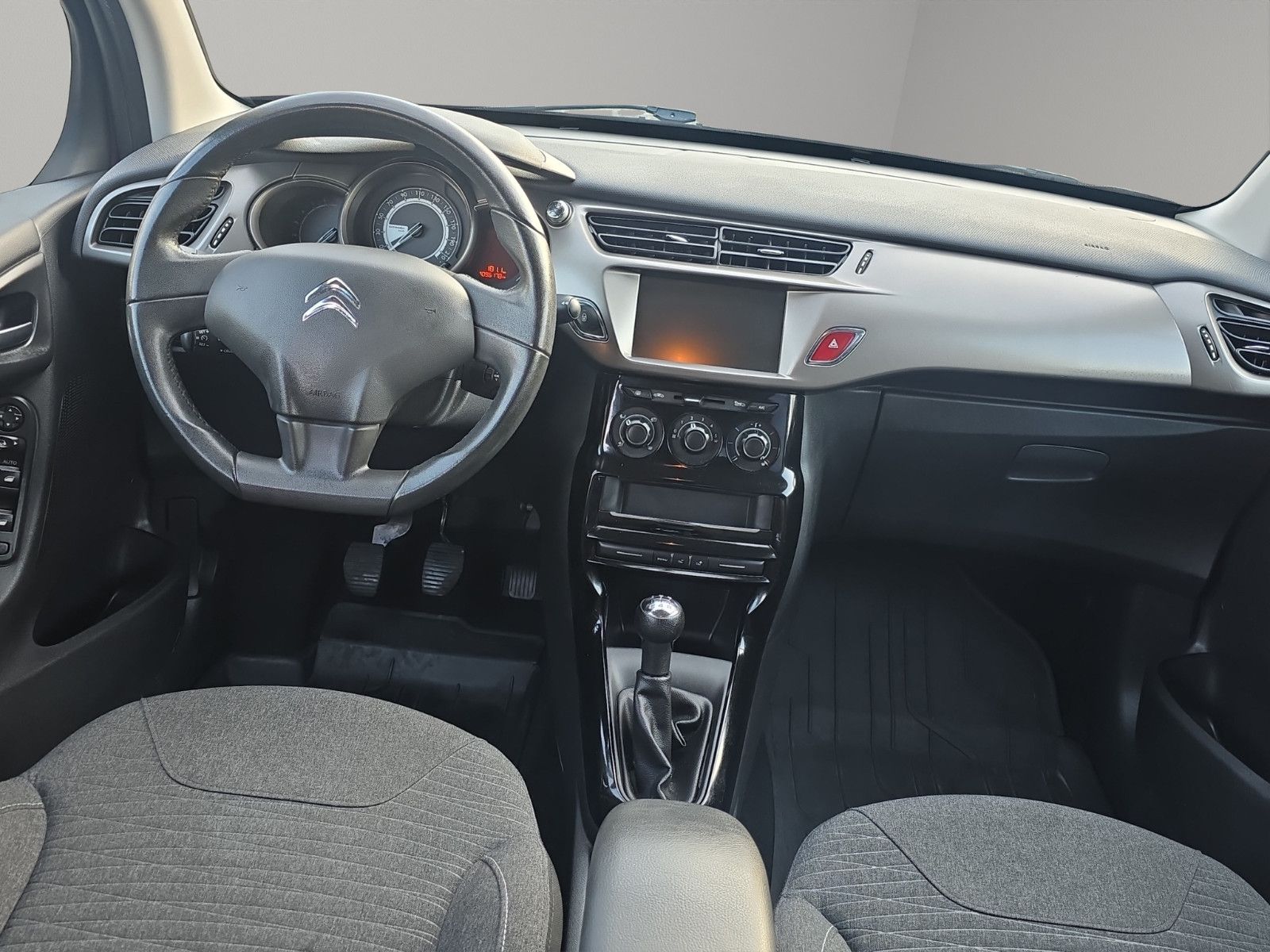 Fahrzeugabbildung Citroën C3 Selection/KLIMA/TÜV NEU/PDC