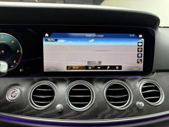 MERCEDES-BENZ E 220 d 4Matic T Avantgarde/Sparsam/Elegant