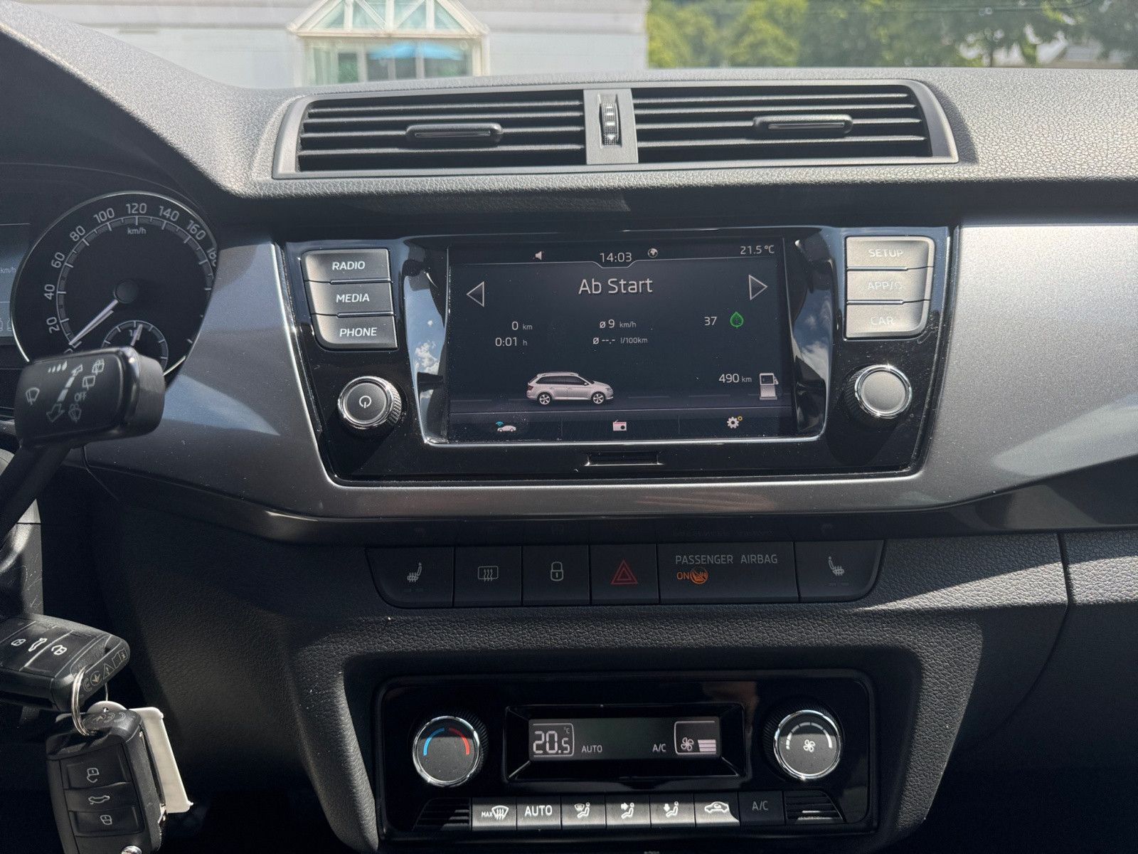 Fabia Combi CLEVER CarPlay AHK ACC Sitzheizung