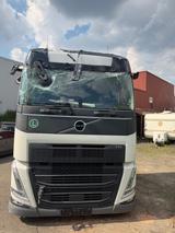 Volvo FH  500 Sattelzugmaschine UNFALLSCHADEN - Sattelzugmaschine