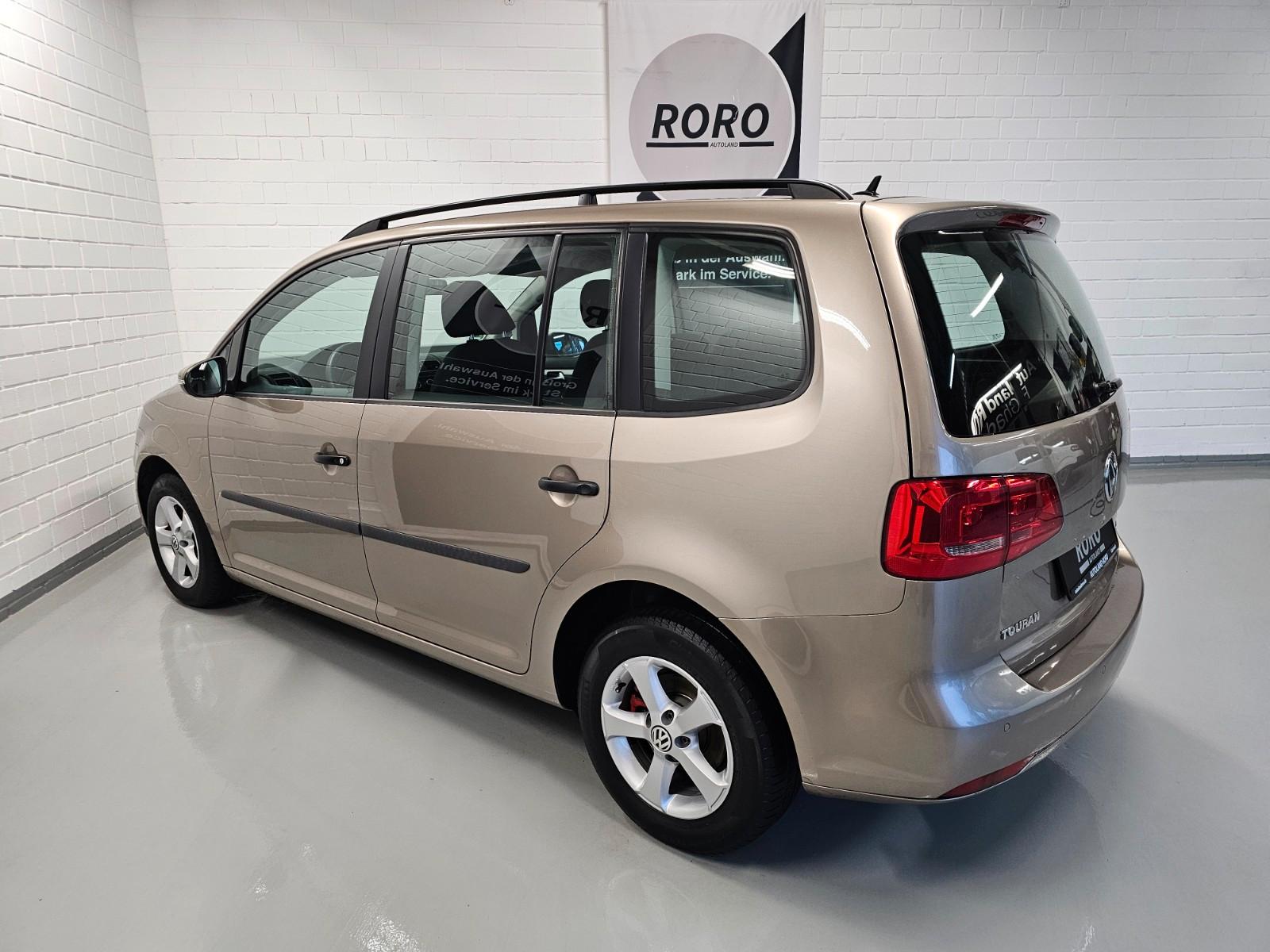 Volkswagen Touran 2013 — photo 6