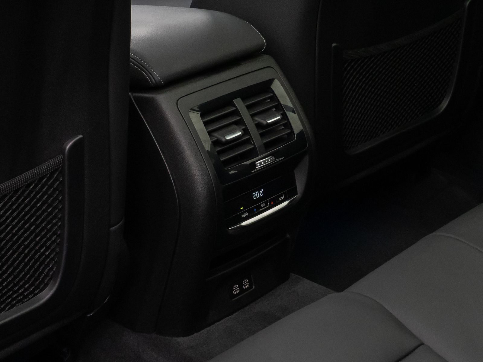 Fahrzeugabbildung BMW iX3 Impressive ACC DAB H/K 360° HUD Panorama 20"