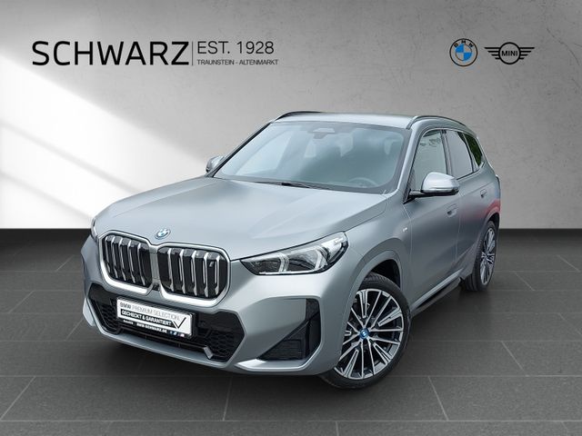 BMW iX1 xDrive30 M Sport 20" 360Kam