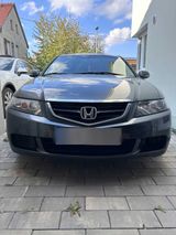 Honda Accord - Honda Accord aus 2003