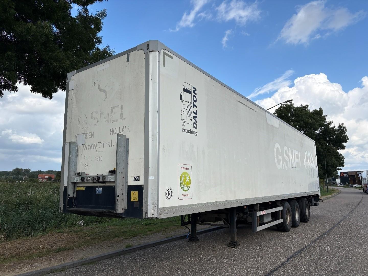 Groenewegen DRO-15-27 B 3-Axle Closed Box / Steering / BPW A