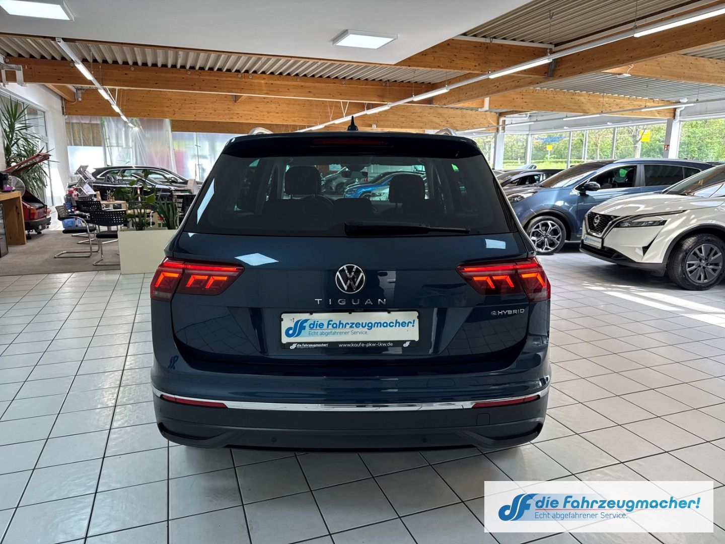 Fahrzeugabbildung Volkswagen Tiguan Active eHybrid Navi Digitales Cockpit 360