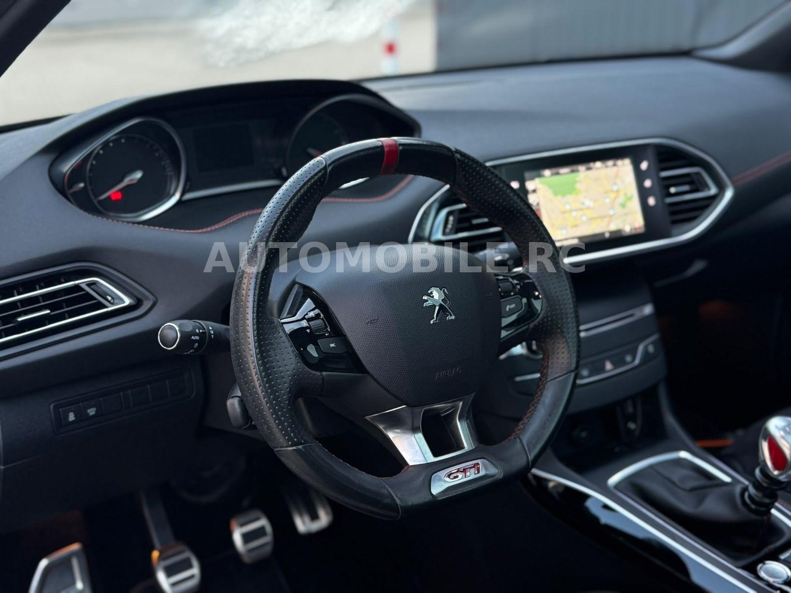 Peugeot 308 GTi*Navi*Leder*Pano*Massage*LED*Kamera*S.Hef