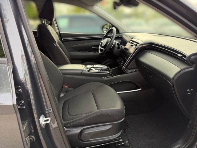Fahrzeugabbildung Hyundai Tucson Trend Mild-Hybrid 2WD +NAVI+KLIMA+RFK+UVM