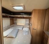 HYMER / ERIBA / HYMERCAR Exciting 560, 60 Jahre Edition - HYMER / ERIBA Separate Dusche Wohnwagen