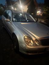 Mercedes-Benz Mercedes w211 e Klasse 7 sitzer - : Kombi, W211