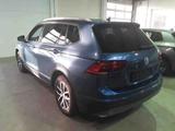 Volkswagen Tiguan Allspace DSG 4Motion 7-Sitzer AHK/360/HUD - blaue Volkswagen Tiguan Allspace