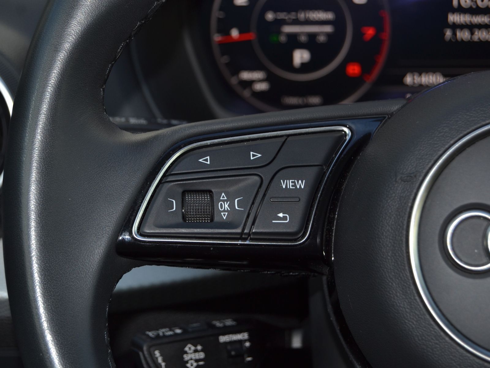Q2 35 TFSI S-tronic Advanced AHK/MATRIX-LED/RFK/