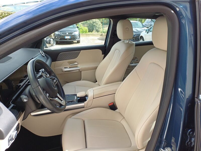 Mercedes-Benz GLA GLA 200 d Automatic Sport Plus imagem 3