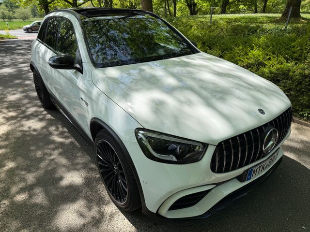 MERCEDES-BENZ GLC 63s Pano Head-up Junge Sterne MB Scheckheft