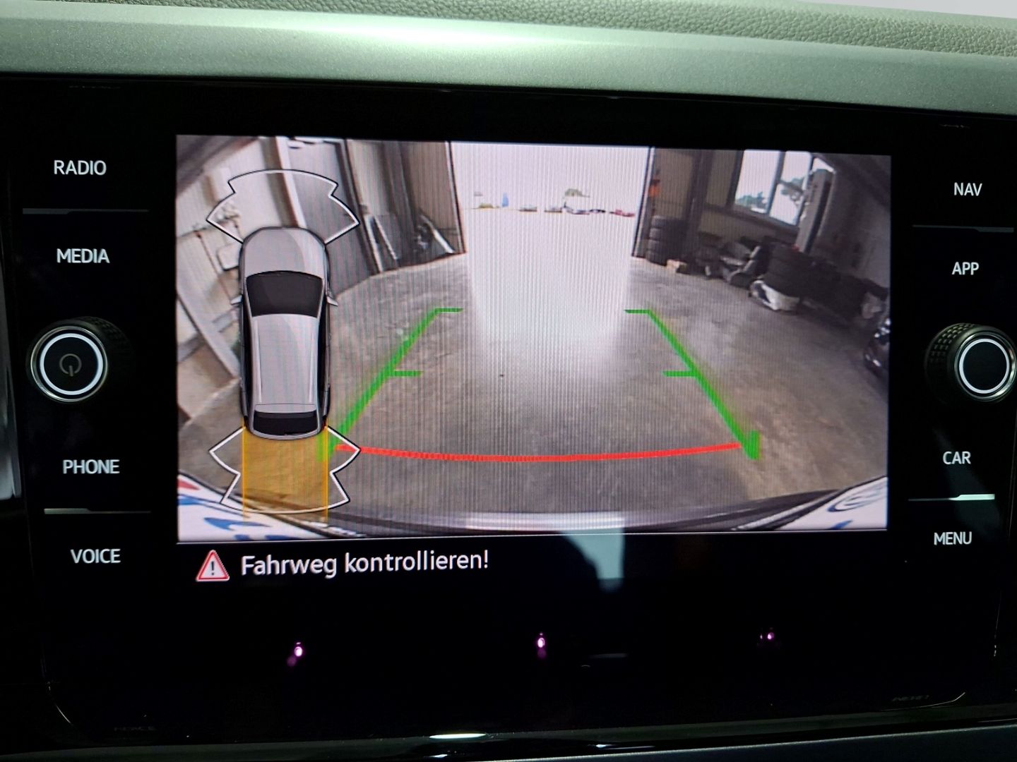 Taigo 1.5 TSI DSG R-Line *NAVI*MATRIX*KEYLESS*KA