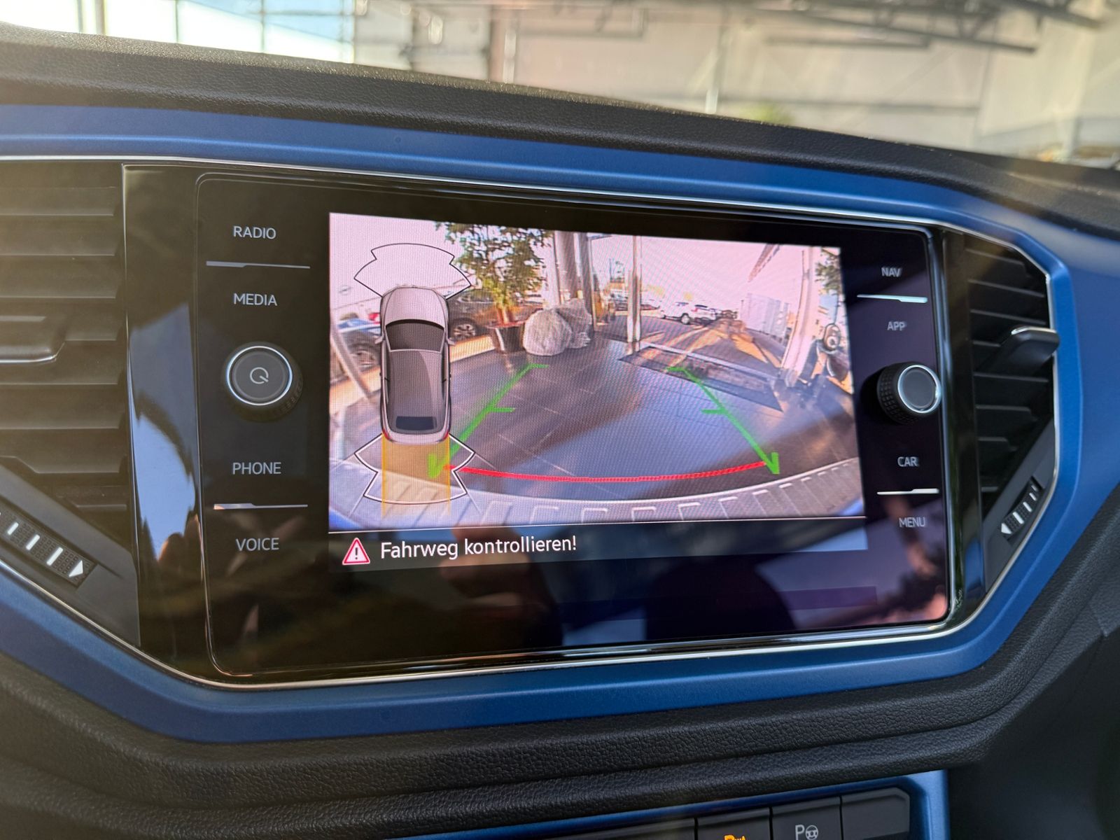 Fahrzeugabbildung Volkswagen T-Roc Cabriolet ACT LED NAVI SHZ