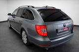 Skoda Superb Combi Ambition 4x4 *XENON+NAVI+PDC+ALLRAD - Skoda Superb aus 2011: Kombi