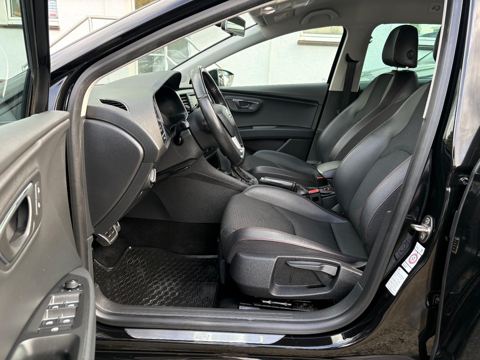 Seat Leon 2015 — photo 21