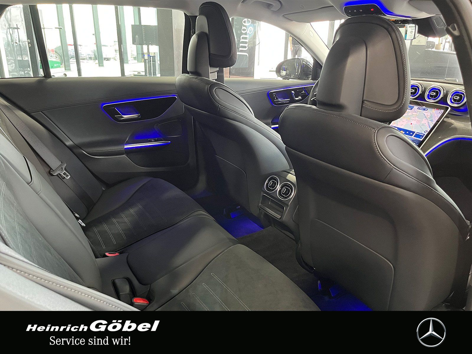 Fahrzeugabbildung Mercedes-Benz C 300 T 4M AMG+FAHR-ASSIST+KAMERA+LED+MEMORY+