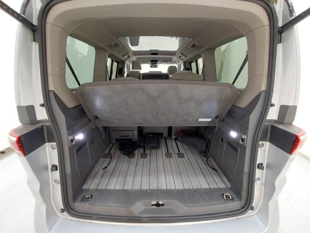 Volkswagen T7 Multivan Multivan Edition lang AHK Panorama