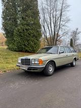 Mercedes-Benz Mercedes 230 TE - Mercedes-Benz E 230: Kombi