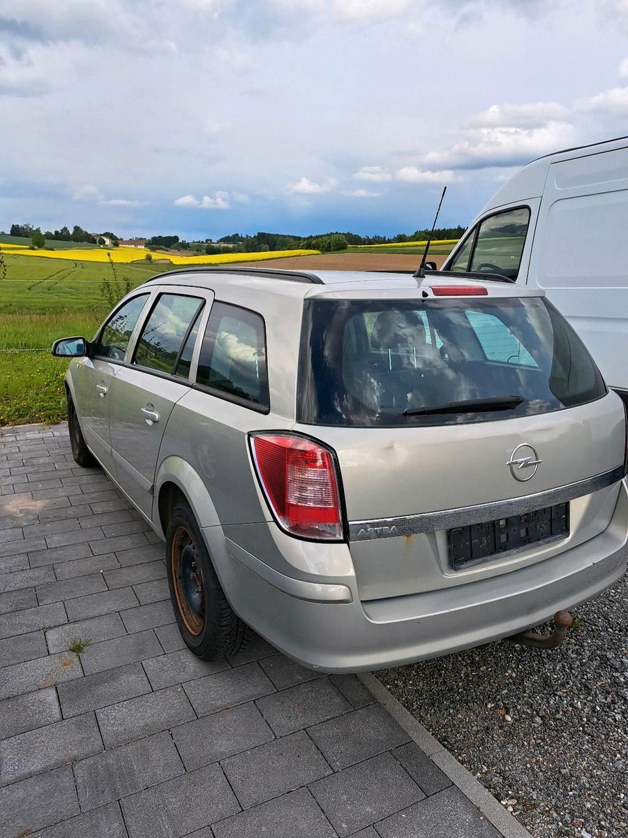 Opel Astra 2006 — engine 90 HP (66kW)