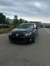 Volkswagen Golf VI GTI Adidas Edition - Volkswagen Golf: GTI Adidas