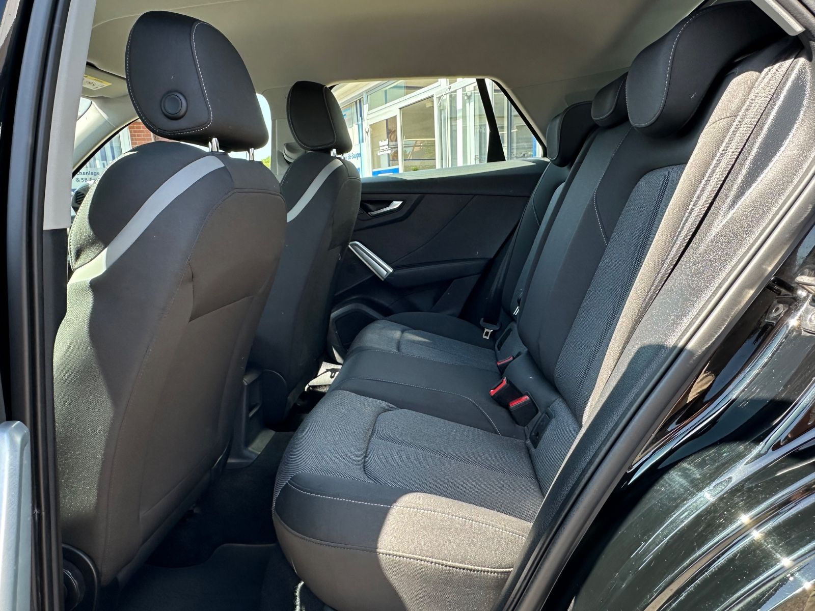 Fahrzeugabbildung Audi Q2 1.0 TFSI sport ultra Navi/GRA/SHZG/Einparkh