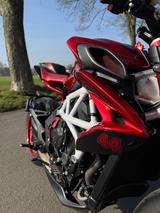 MV Agusta Brutale 800 RR Lewis Hamilton LH44 - MV AGUSTA BRUTALE 800 RR