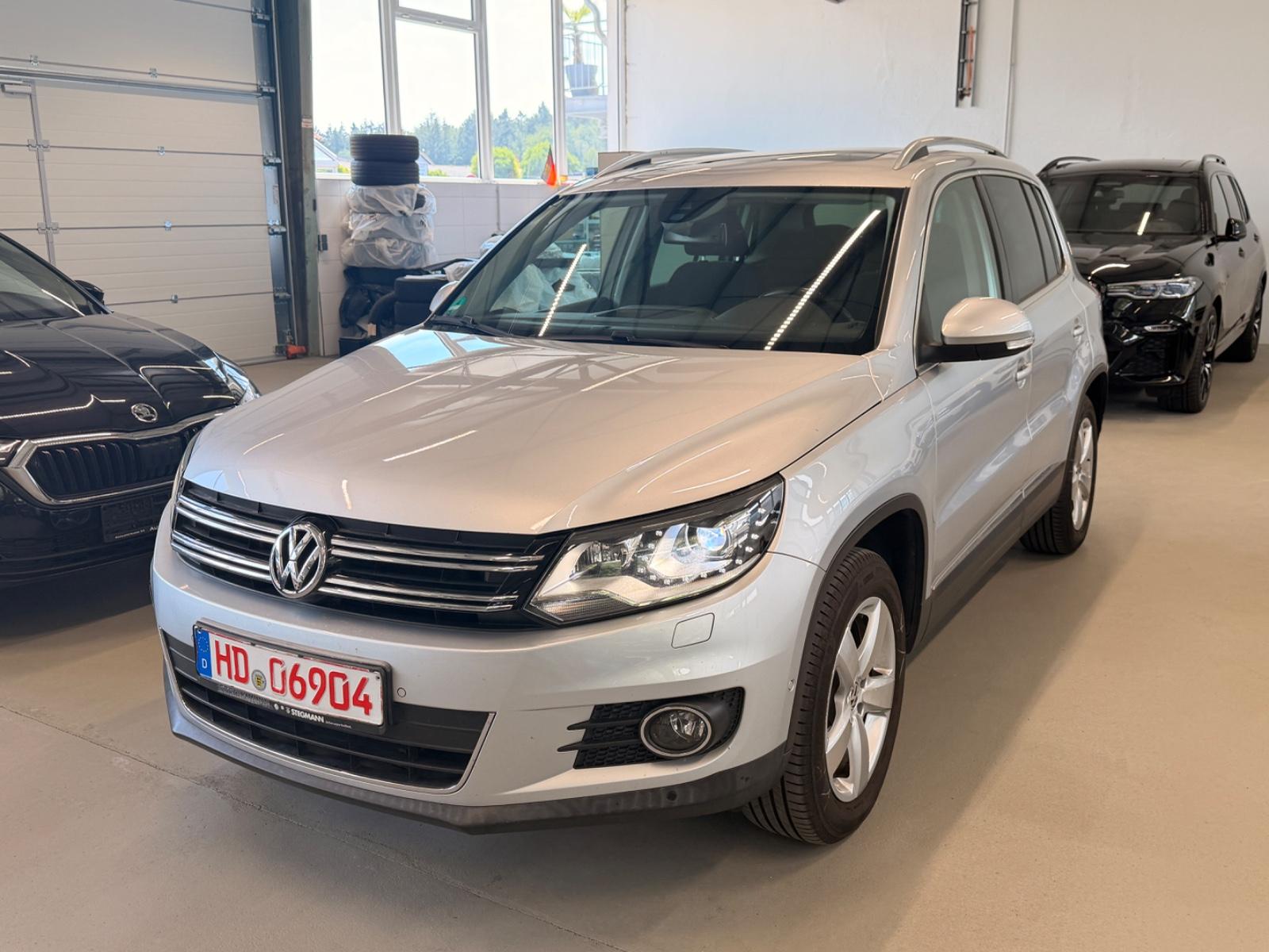 Volkswagen Tiguan 4Motion-BiXenon-PDC-Pano-AHK-SHZ-Spur