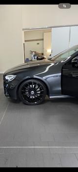 Mercedes-Benz 220 E 220 d Autom. - Burm. + Tüv 04/28 + JS04/27 - Mercedes-Benz 220: A