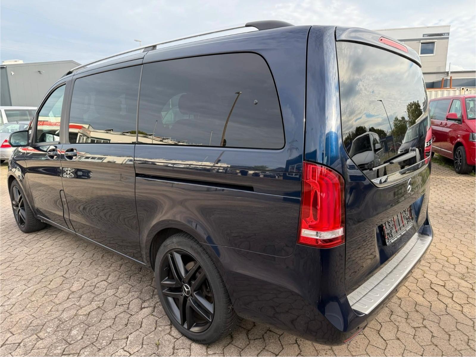 MERCEDES-BENZ V250 EDITION LONG / LED- 2 PORTES  / 2EME MAIN | 190 ch | BVA | ATTELAGE | HAYON ÉLECTRIQUE |