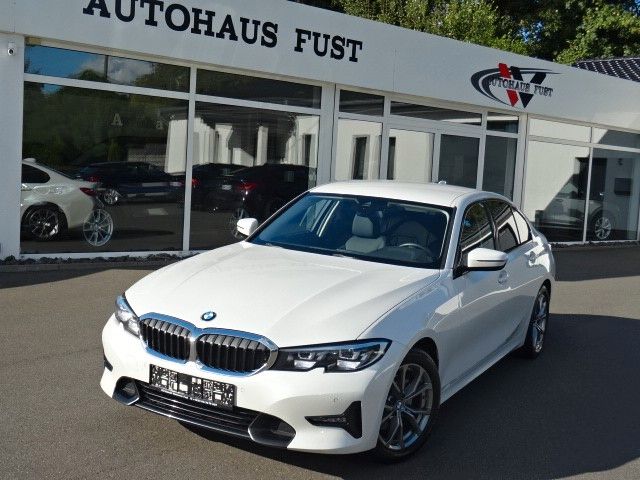BMW 320d Limousine,Sport,LEDER,NAVI,LED,AUT,PDC,1HAN foto 3