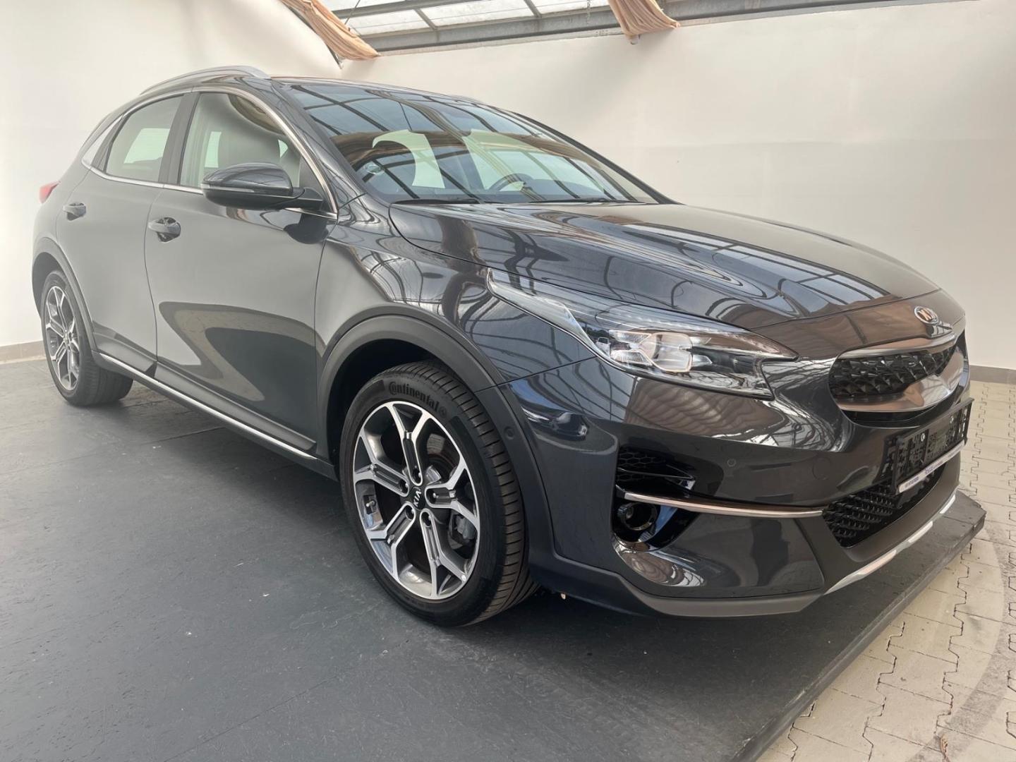 Kia XCeed Plug-in Hybrid KIA Spirit Plug-In Navi Dig