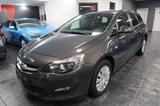 Opel Astra J Sports Tourer Style*Pdc*Tempom*Navi*Shz* - Opel Astra Sport tourer mit Diesel-Antrieb