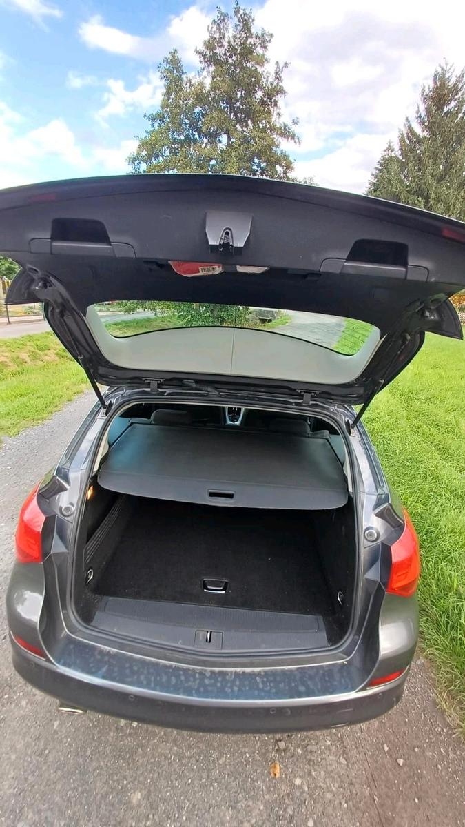 Opel Astra 2012 — engine 120 HP (88kW)