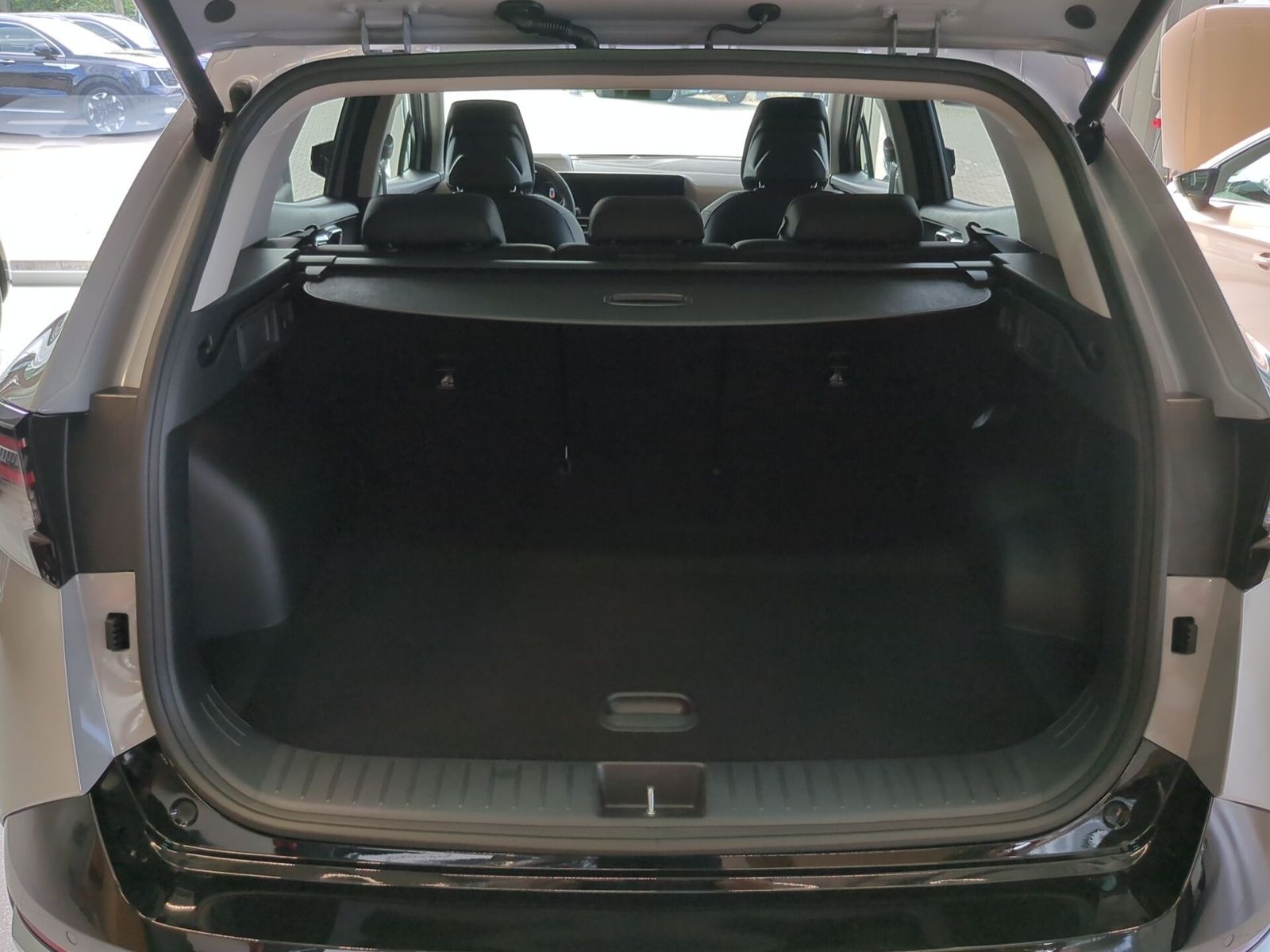 Fahrzeugabbildung Kia SPORTAGE  PE 1.6T 2WD DCT SPI DRIVE SOUND