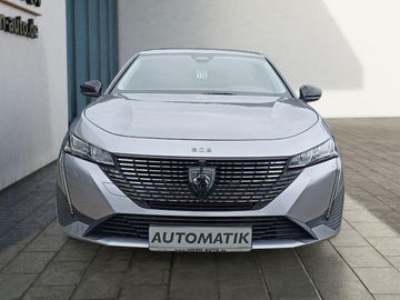 Peugeot 308 - 8