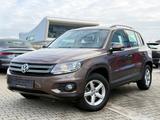 Volkswagen Tiguan Track & Field BMT 4Motion/TÜVneu/PDC/Navi - Volkswagen Tiguan: Field Track