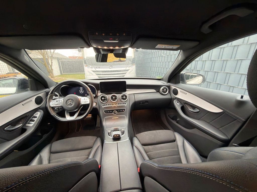 Image of Mercedes-Benz C 220