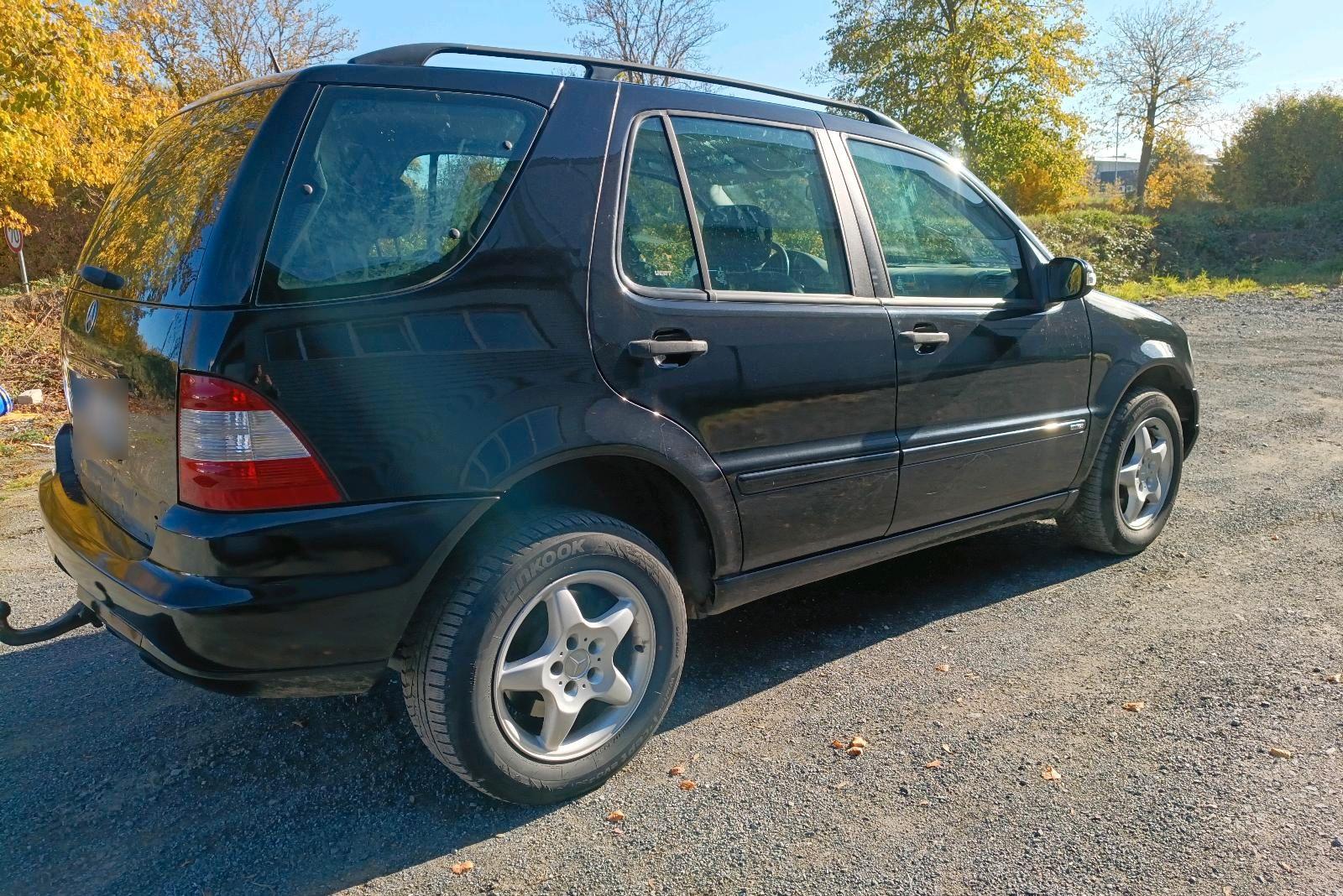 Mercedes-Benz ML270 2004 — photo 5