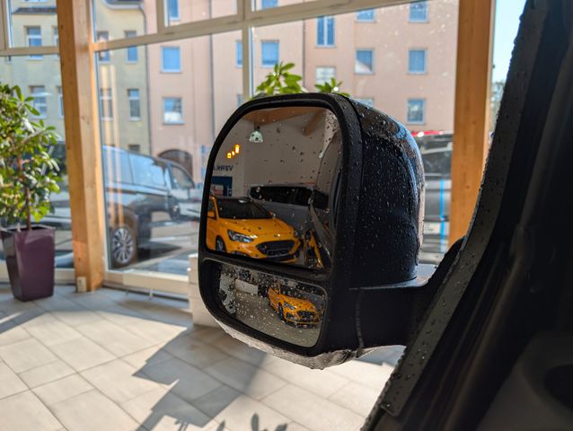 Ford Tourneo Custom Tit. 2.0 L1 NEUES MODELL