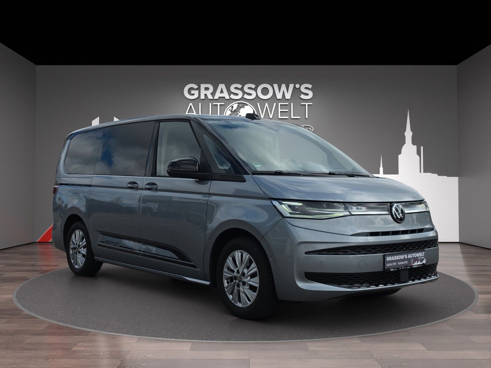 Fahrzeugabbildung Volkswagen Multivan T7Edition lang 2.0TDi DSG AHK/STHZ/PANO