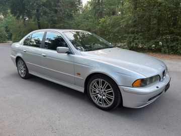 BMW 520 - 5