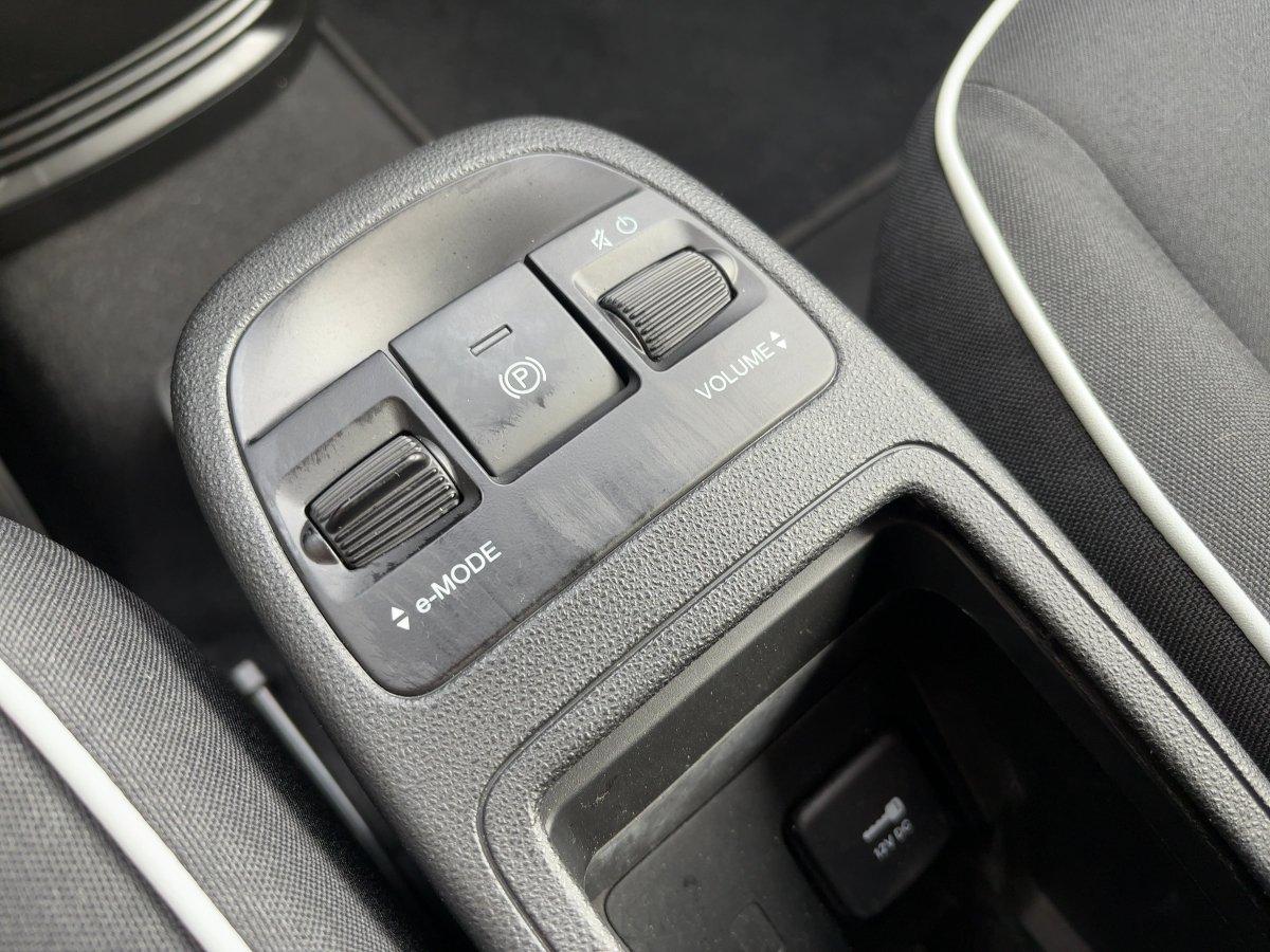 Fiat 500e 42kWh LED,SHZ,RFK,CarPlay,LM,Spurhalteass.