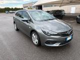 Opel Astra 1.5 CDTI 122 CV S&S AT9 Sports Tourer - Opel Astra mit Diesel-Antrieb: mit Navigationssystem, Kombi, Automatik, 1.9
